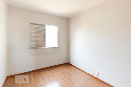 Quarto 2 de apartamento para alugar com 3 quartos, 75m² em Vila Iza, Campinas