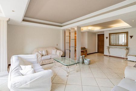 Apartamento para alugar com 4 quartos, 161m² em Santo Antônio, Belo Horizonte