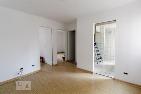 Sala de apartamento à venda com 2 quartos, 50m² em Jardim Valeria, Guarulhos