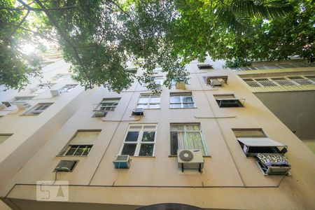 Fachada de kitnet/studio à venda com 1 quarto, 30m² em Copacabana, Rio de Janeiro