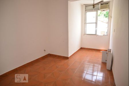 Studio à venda com 30m², 1 quarto e sem vagaSala