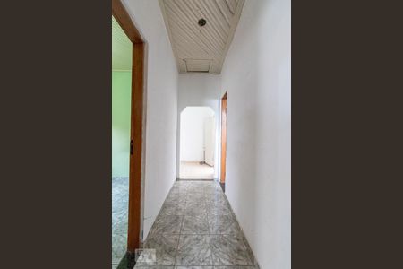Corredor de casa à venda com 4 quartos, 210m² em Penha de França, São Paulo