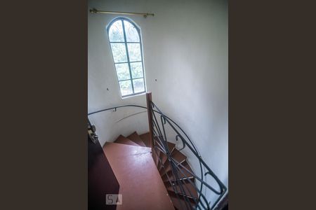 Escadas de casa à venda com 4 quartos, 311m² em Vila Formosa, São Paulo