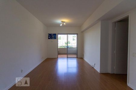 Apartamento à venda com 80m², 2 quartos e 1 vagaSala