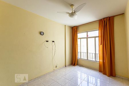 Sala de apartamento à venda com 2 quartos, 80m² em Centro, Niterói