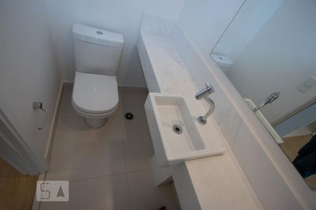 Lavabo de kitnet/studio para alugar com 1 quarto, 36m² em Cidade Monções, São Paulo