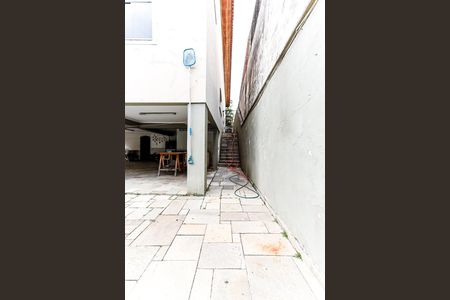 Casa à venda com 350m², 5 quartos e 4 vagas Casa à venda com 350m², 5 quartos e 4 vagasQuintal