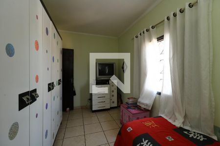 Quarto 1 de casa à venda com 4 quartos, 280m² em Jardim Santo Alberto, Santo André