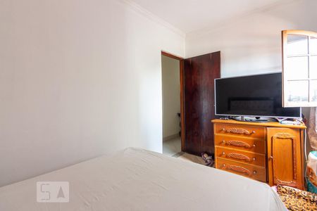 Quarto 2 de casa à venda com 3 quartos, 244m² em Jardim Roberto, Osasco