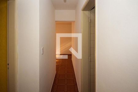 Corredor de apartamento à venda com 2 quartos, 58m² em Sítio Pinheirinho, São Paulo