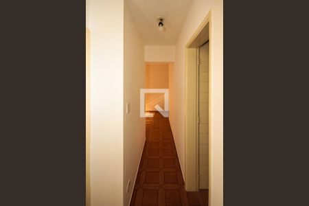 Corredor de apartamento à venda com 2 quartos, 58m² em Sítio Pinheirinho, São Paulo