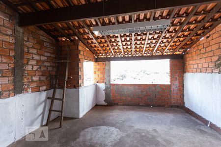 Área de Serviço de casa para alugar com 3 quartos, 303m² em Jardim das Flores, Osasco