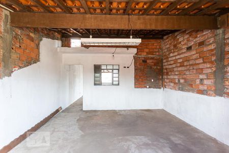 Área de Serviço de casa para alugar com 3 quartos, 303m² em Jardim das Flores, Osasco