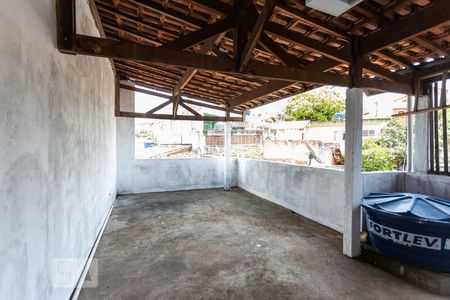 Área de Serviço de casa à venda com 3 quartos, 220m² em Jardim das Flores, Osasco