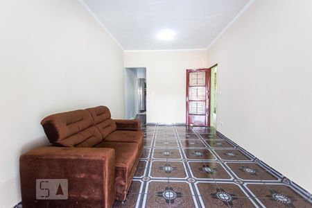 Casa à venda com 220m², 3 quartos e 2 vagasSala