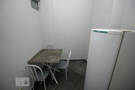 Cozinha de kitnet/studio para alugar com 1 quarto, 25m² em Botafogo, Rio de Janeiro