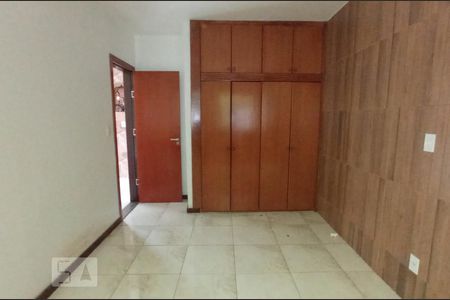 Quarto 1 de casa para alugar com 3 quartos, 162m² em Taguatinga Norte (taguatinga), Brasília