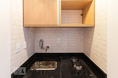 Cozinha de apartamento para alugar com 1 quarto, 30m² em Indianópolis, São Paulo