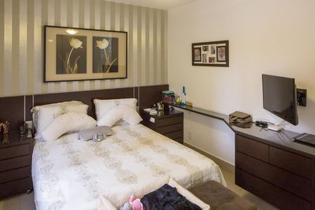 Apartamento à venda com 145m², 3 quartos e 2 vagas Apartamento à venda com 145m², 3 quartos e 2 vagasQuarto 3 (Suíte)