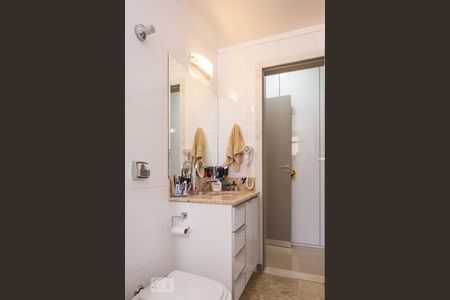 Apartamento à venda com 145m², 3 quartos e 2 vagas Apartamento à venda com 145m², 3 quartos e 2 vagasBanheiro Quarto 3