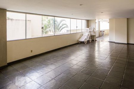 Apartamento à venda com 145m², 3 quartos e 2 vagas Apartamento à venda com 145m², 3 quartos e 2 vagasSalão de Festas (interno)