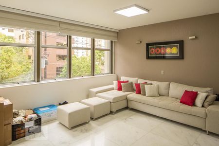 Sala de apartamento à venda com 3 quartos, 145m² em Lourdes, Belo Horizonte