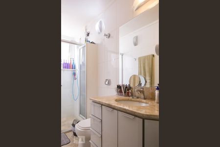 Apartamento à venda com 145m², 3 quartos e 2 vagas Apartamento à venda com 145m², 3 quartos e 2 vagasBanheiro Quarto 3