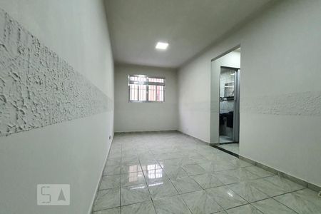 Sala  de apartamento à venda com 2 quartos, 60m² em Vila Carmosina, São Paulo