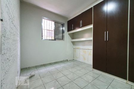 Quarto 1 de apartamento à venda com 2 quartos, 60m² em Vila Carmosina, São Paulo