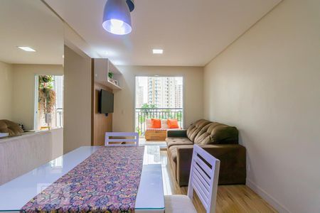 Sala de apartamento à venda com 3 quartos, 62m² em Jardim Celeste, São Paulo