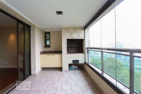 Varanda gourmet de apartamento para alugar com 3 quartos, 225m² em Jardim Fonte do Morumbi, São Paulo