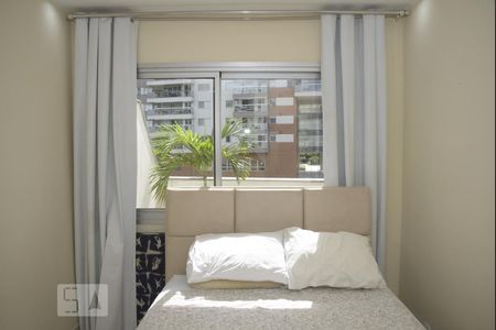 Quarto 1 de apartamento para alugar com 2 quartos, 90m² em Jacarepaguá, Rio de Janeiro