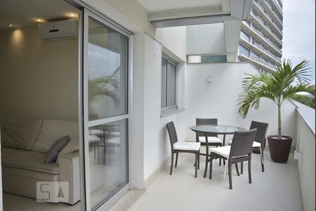 Varanda de apartamento para alugar com 2 quartos, 90m² em Jacarepaguá, Rio de Janeiro