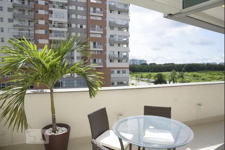 Varanda de apartamento para alugar com 2 quartos, 90m² em Jacarepaguá, Rio de Janeiro