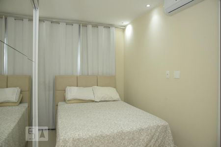 Quarto 1 de apartamento para alugar com 2 quartos, 90m² em Jacarepaguá, Rio de Janeiro