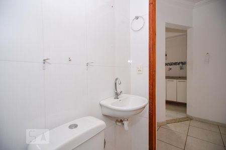 Banheiro de apartamento à venda com 2 quartos, 49m² em Juliana, Belo Horizonte