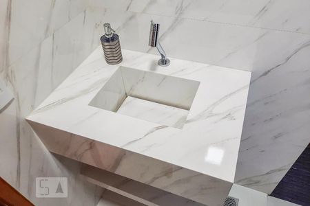 Apartamento à venda com 176m², 2 quartos e 2 vagas Apartamento à venda com 176m², 2 quartos e 2 vagasBanheiro 3