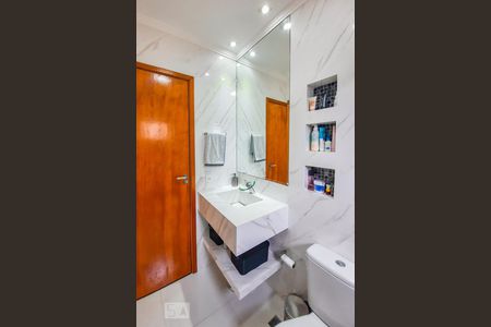 Apartamento à venda com 176m², 2 quartos e 2 vagas Apartamento à venda com 176m², 2 quartos e 2 vagasBanheiro da Suíte