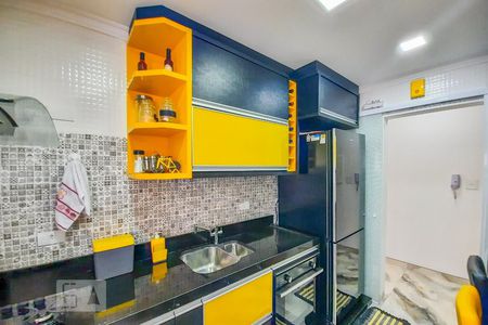 Apartamento à venda com 176m², 2 quartos e 2 vagas Apartamento à venda com 176m², 2 quartos e 2 vagasCozinha