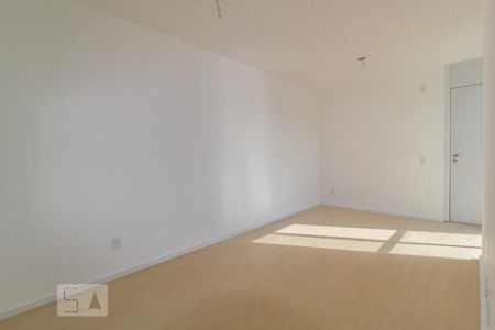 Sala de apartamento à venda com 2 quartos, 48m² em Curicica, Rio de Janeiro