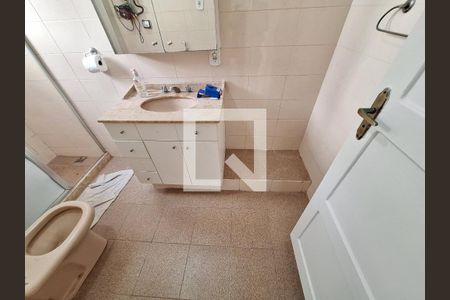 Banheiro  de apartamento à venda com 3 quartos, 68m² em Glória, Rio de Janeiro