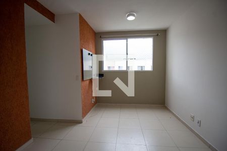 Sala de apartamento para alugar com 3 quartos, 58m² em Vargem Pequena, Rio de Janeiro