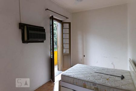 Quarto 1 de casa para alugar com 4 quartos, 140m² em Farroupilha, Porto Alegre