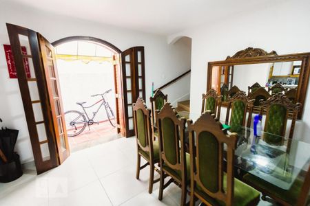 Sala de jantar de apartamento à venda com 2 quartos, 125m² em Vila Hamburguesa, São Paulo