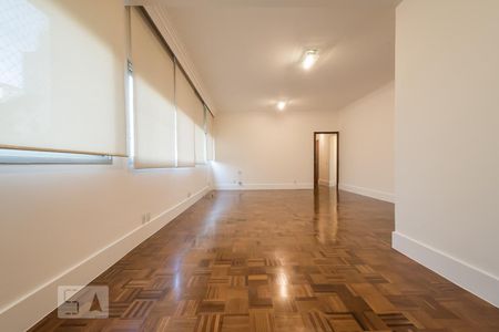 Sala de apartamento para alugar com 3 quartos, 126m² em Campo Belo, São Paulo