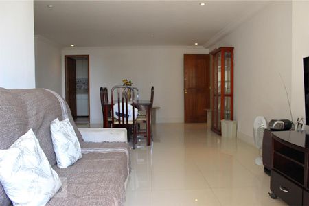 Sala de apartamento à venda com 4 quartos, 129m² em Barra da Tijuca, Rio de Janeiro