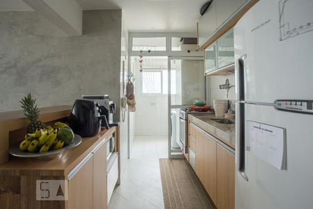 Cozinha de apartamento para alugar com 3 quartos, 124m² em Vila Nova Cachoeirinha, São Paulo