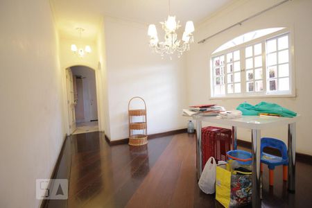 Sala de jantar de casa à venda com 4 quartos, 180m² em Vila Sonia, São Paulo