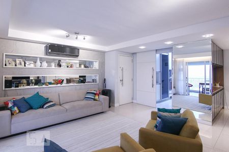 Sala de apartamento para alugar com 3 quartos, 139m² em Várzea da Barra Funda, São Paulo