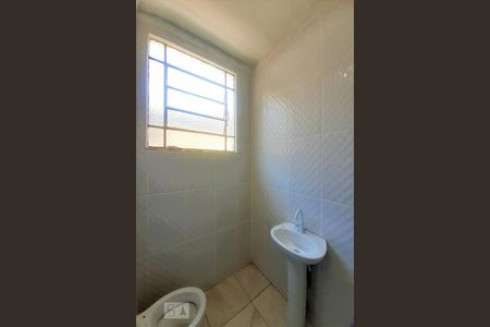 Banheiro Social de kitnet/studio para alugar com 1 quarto, 32m² em Cachambi, Rio de Janeiro
